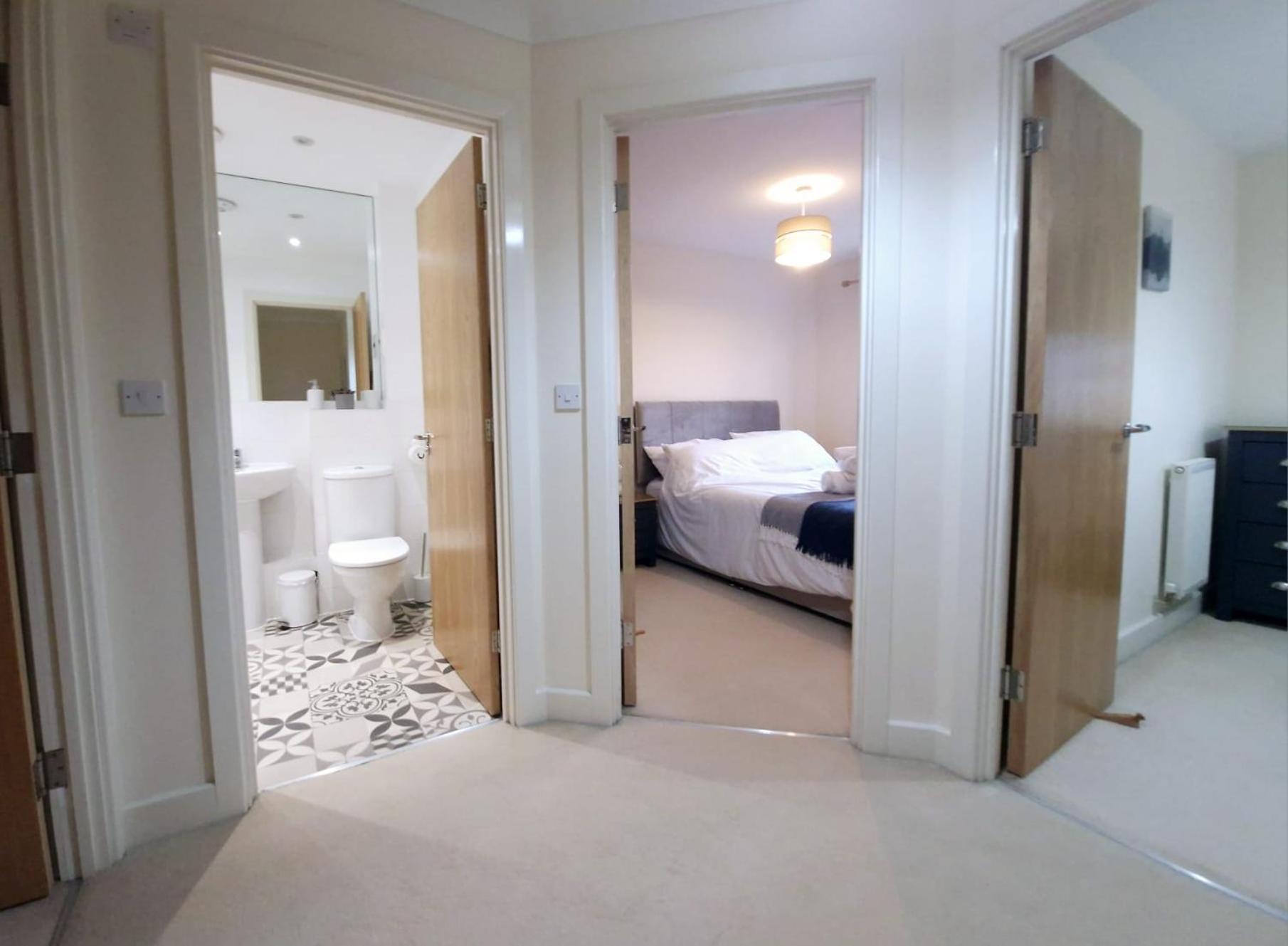 Sleeps9 Parking&Garage 17 Mins To Gatwick, 30 To London Villa Merstham Exterior foto